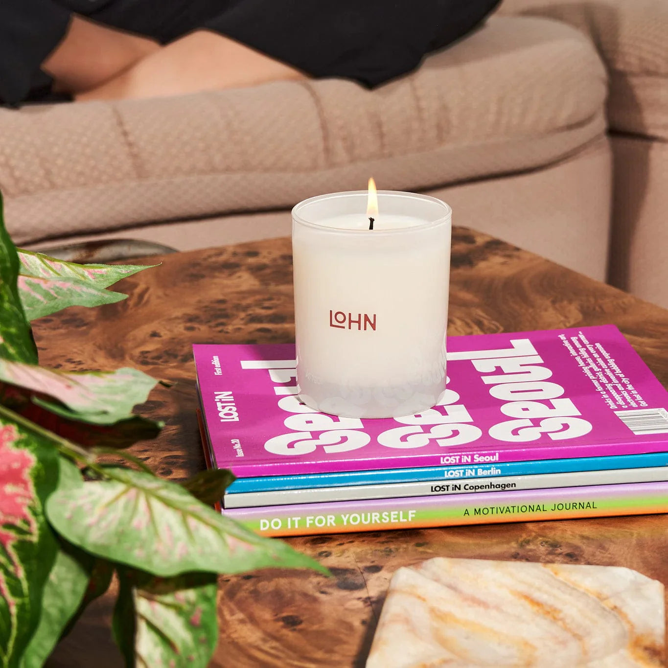 LOHN Candle - Erde Amber & Vetiver