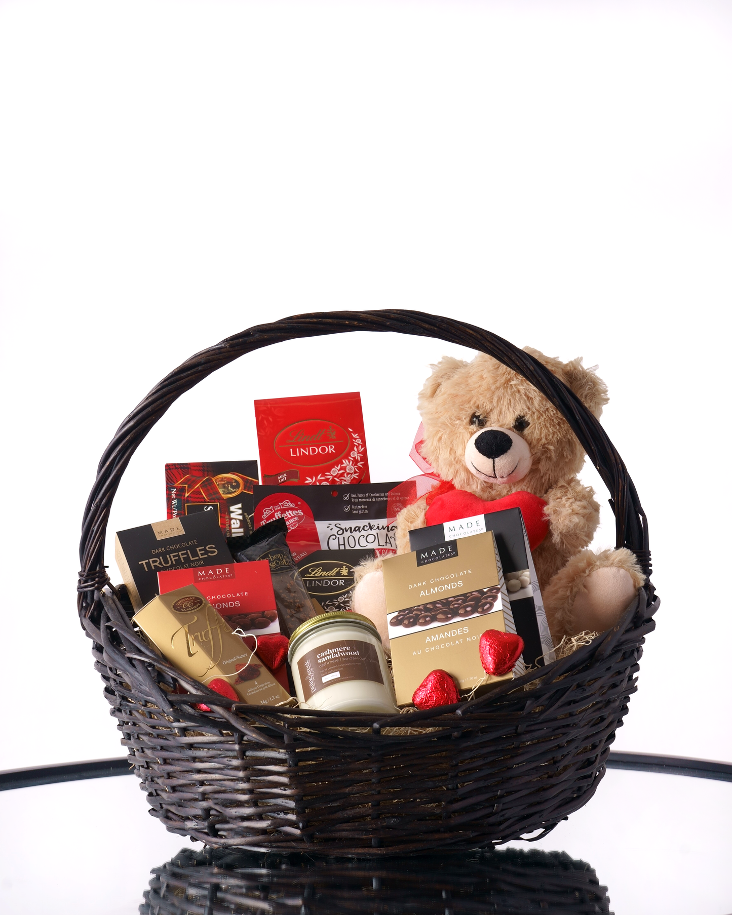 Signature Deluxe Romantic Gift Basket