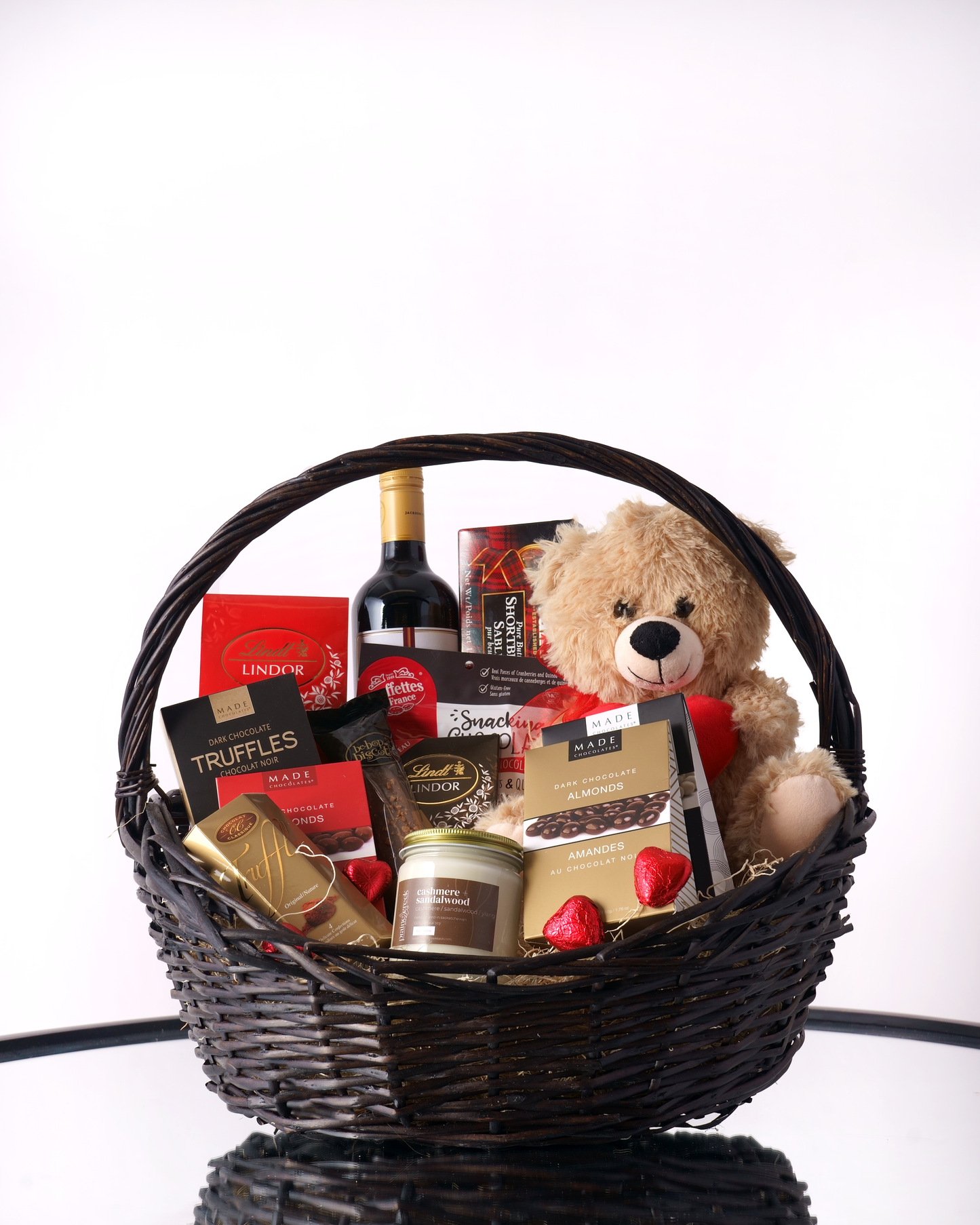 Signature Deluxe Romantic Gift Basket