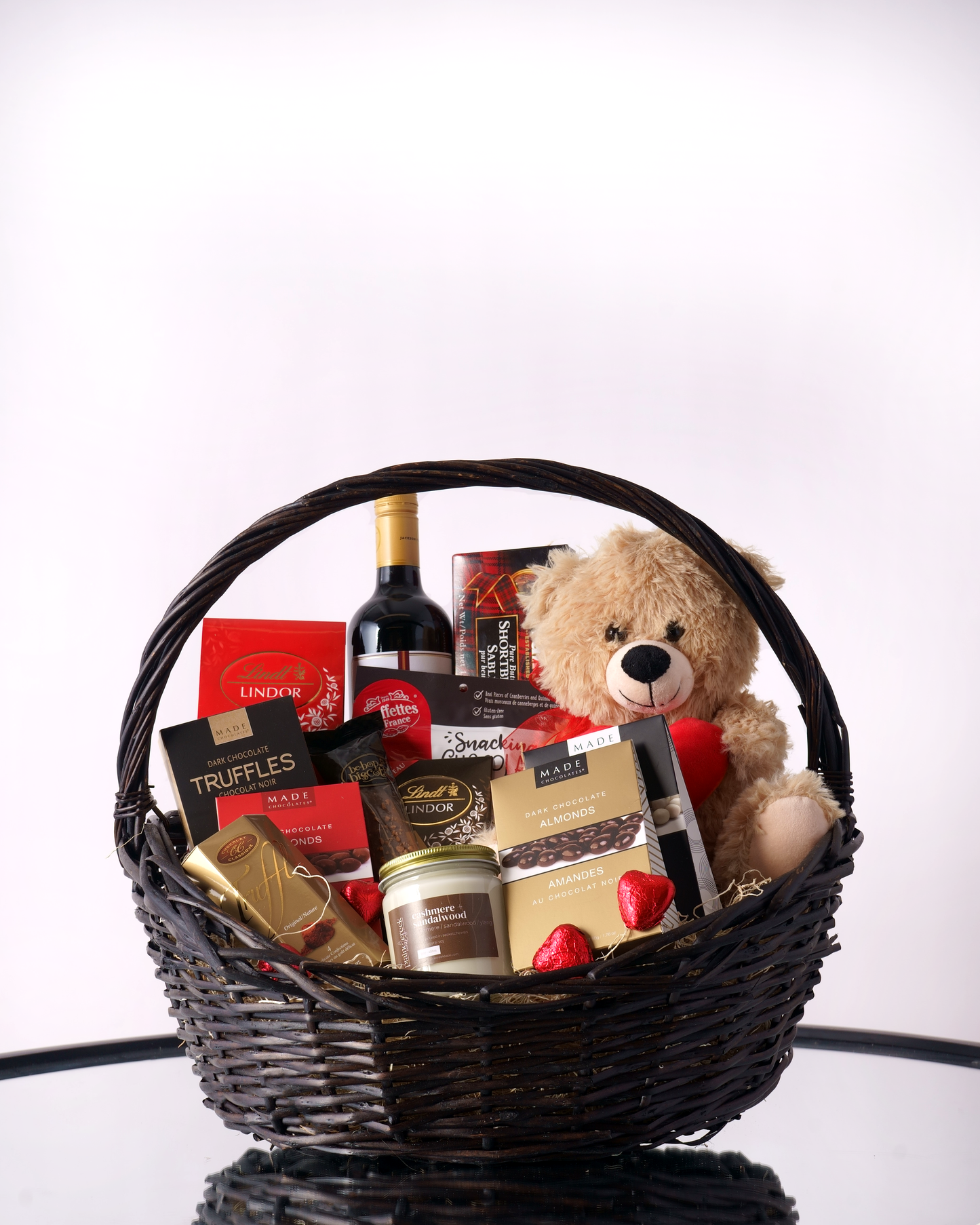 Signature Deluxe Romantic Gift Basket